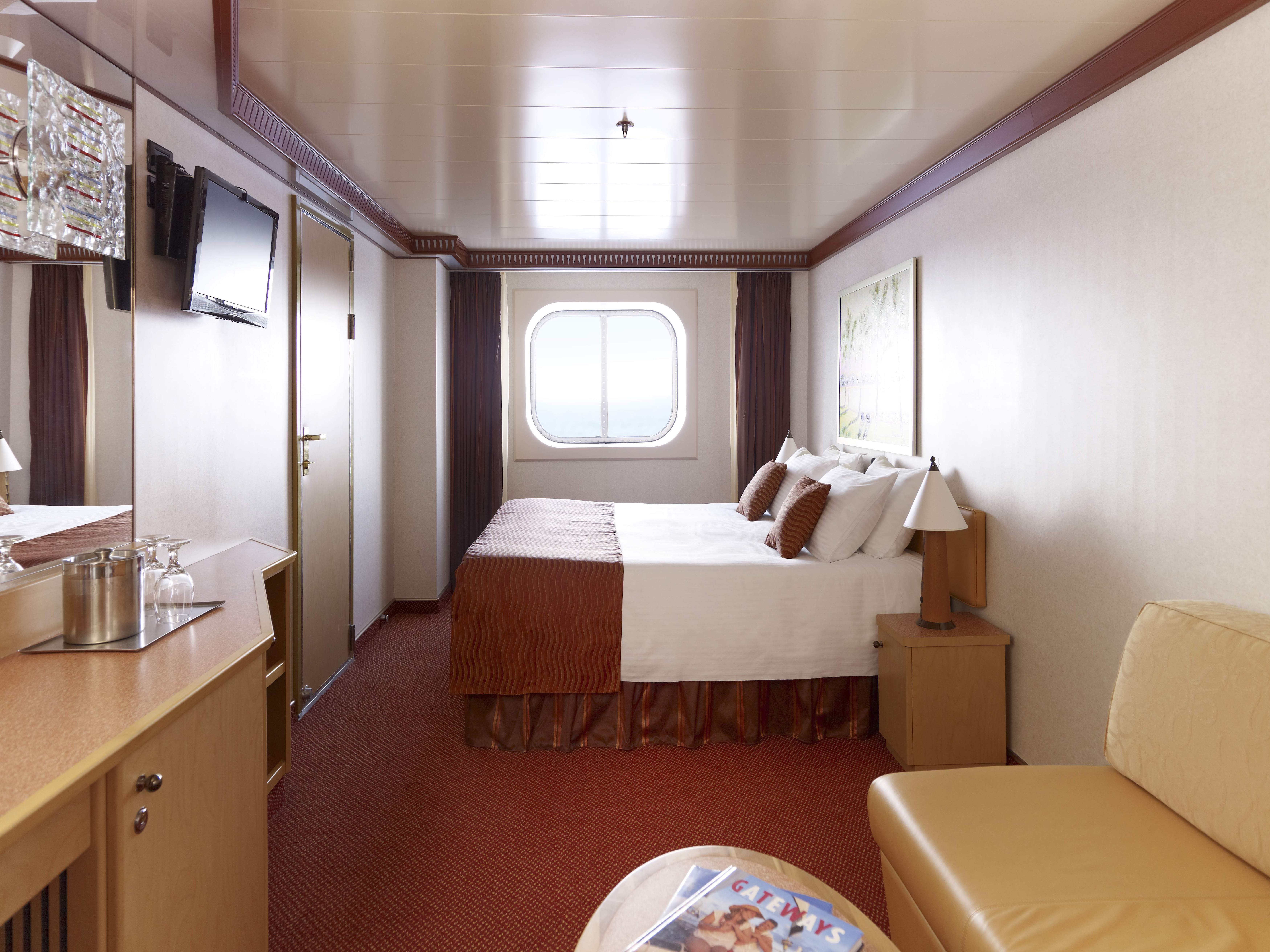 Deluxe ocean view Stateroom
