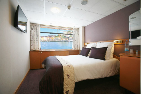 Cat C Stateroom Outside Double Intermediate Deck