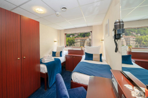 Cat B Stateroom Outside Upper Deck