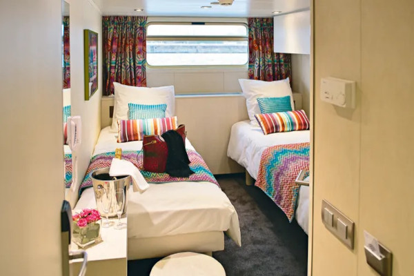 Outside Stateroom Main Deck