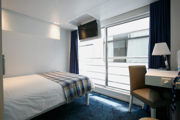 Cat B Stateroom Outside Intermediate Deck Adapted MR