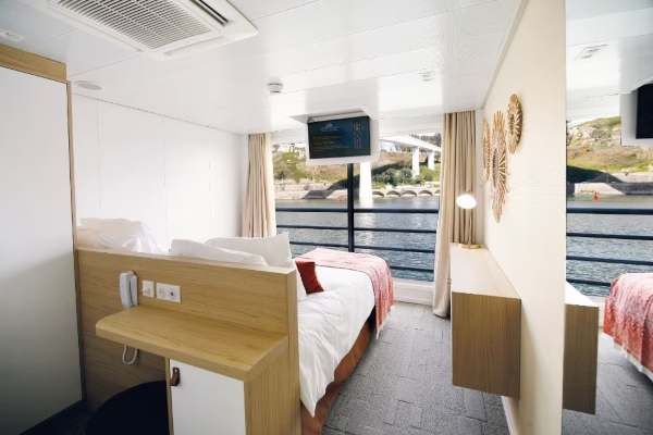 Cat B Stateroom Outside Upper Deck