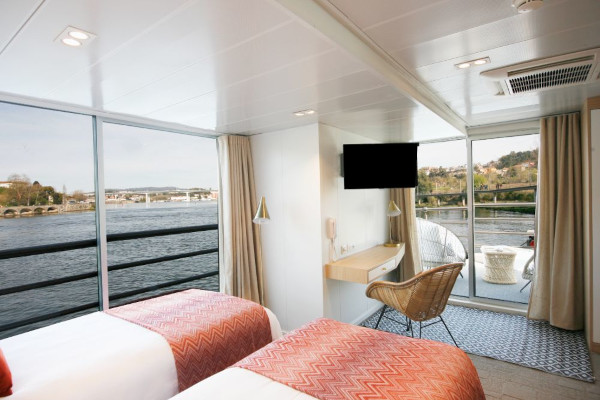 Cat A Suite Upper Deck