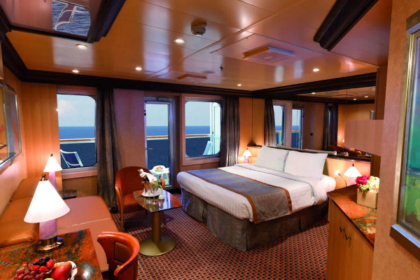 Suite a bordo della Costa Favolosa