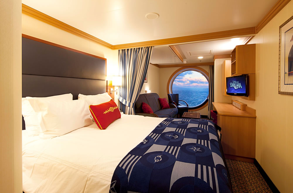 Deluxe Oceanview Stateroom with Verandah