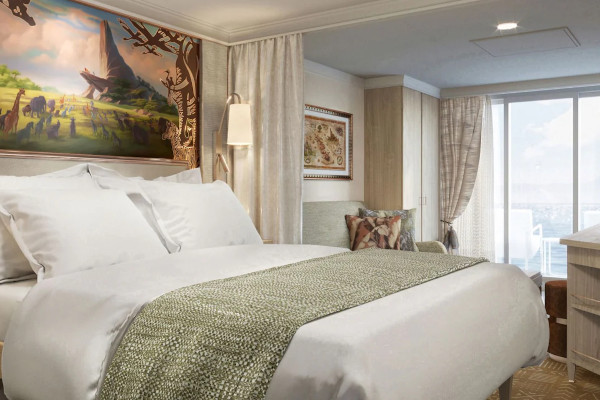 Concierge Family Oceanview Stateroom – Accessible